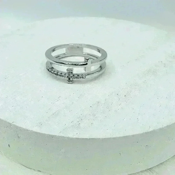 Silver Double Cross Rhinestones Ring Size 7 - Picture 3 of 8